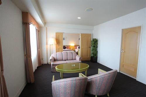 Hotel Verfort Hyuga Exterior foto